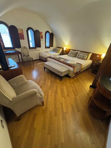 St. Peter' Six Rooms & Suites, Забронировать Отель «постель и завтрак» Отели Рима с парковкой, рядом с Gianicolo, Парковка