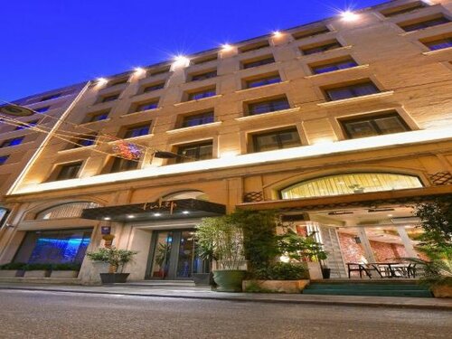 Pera Tulip Hotel, Rezerwuj Hotel Hotele w Beyoglu z Basenem, w pobliżu Tunnel Square, Basen