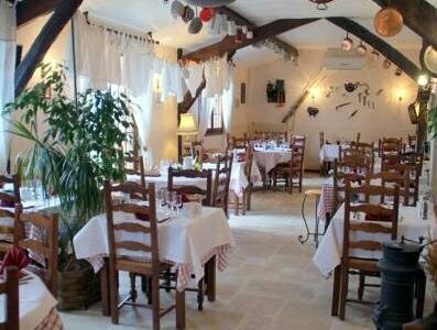 Logis Hotel Le Vieux Fusil, Reserva ahora Hotel Hoteles de 3 estrellas en Sologne, 3*