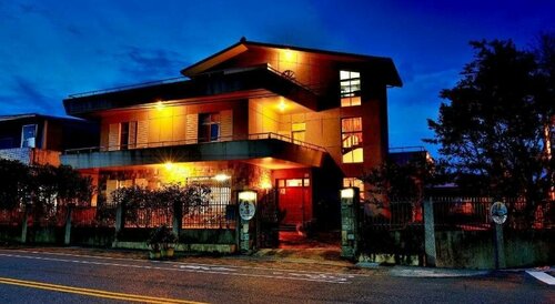 Yuan Zhong Yuan B&B, Забронировать Отель «постель и завтрак» Лунтянь Luye Township