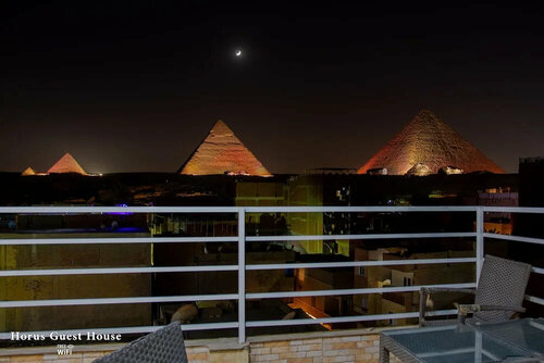 Horus Guest House Pyramids View, Забронировать Отель Отели Гиза с парковкой, рядом с Пирамиды Гизы, Парковка