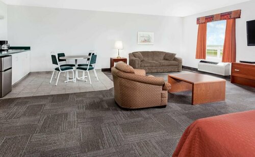 Super 8 by Wyndham Morden, Réserver Auberge Morden Manitoba