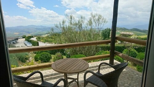 La Fuente del Sol, Book Hotel Hoteller i Malaga Province med parkering, Parkering