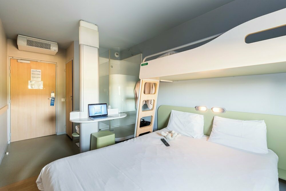 Ibis budget Ambérieu-en-Bugey Château-Gaillard