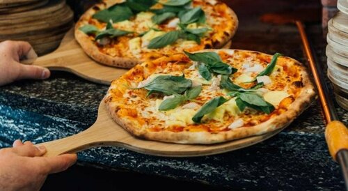 Hotel Taverna, Забронировать Отель Отели Невшателя 3 звезды, 3*