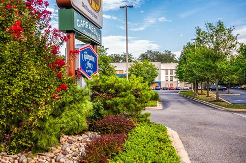 Hampton Inn Waldorf, Забронировать Отель Уолдорф Мэриленд