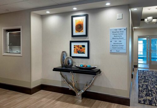 Hampton Inn by Hilton New Paltz, Book Hotel  