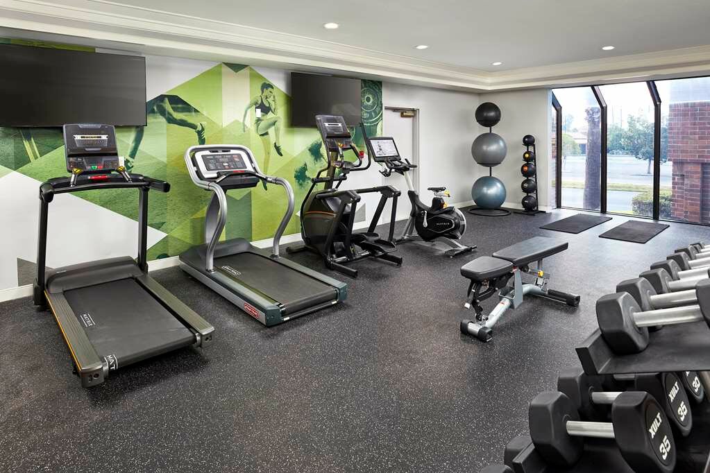 Best Western Plus Meridian Inn & Suites