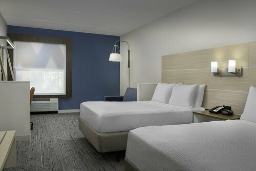 Holiday Inn Express & Suites Pittsburgh North Shore by IHG, Забронировать Отель Питтсбург Пенсильвания, рядом с Стадион «Хаймарк»