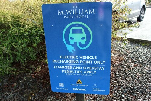 McWilliam Park Hotel, Buchen Sie Hotel Claremorris Mayo