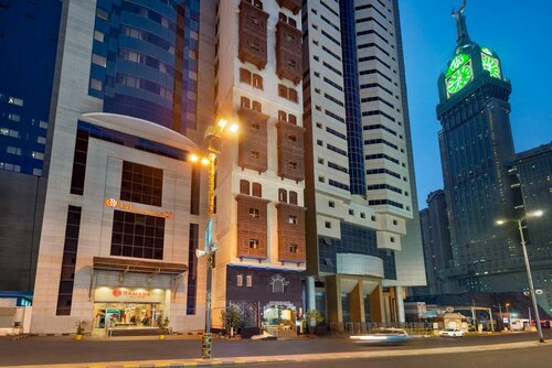 Ramada Dar Al Fayzeen Hotel Makkah, Забронировать Отель Ajyad Мекка, рядом с Мечеть аль-Харам