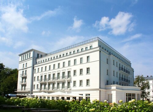 Grand Hotel Heiligendamm - The Leading Hotels of the World, Забронировать Отель Отели Мекленбург-Померания с парковкой, Парковка