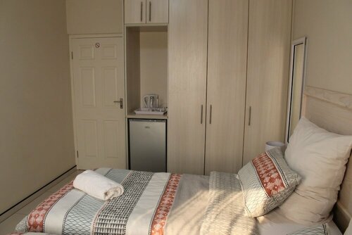 Seboa's Guesthouse, Reserva ahora Hostal o pensión Hoteles en Swakopmund con aparcamiento, Aparcamiento