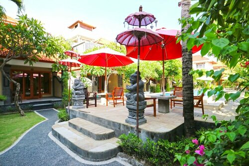 Gora Beach Inn, Забронировать Отель Отели Бадунг с бассейном, Бассейн