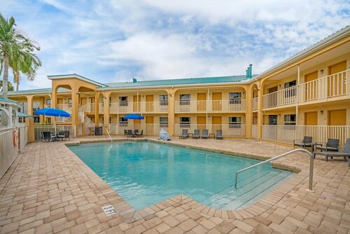 Quality Inn Bradenton North I-75, Забронировать Отель Брейдентон Sarasota Area