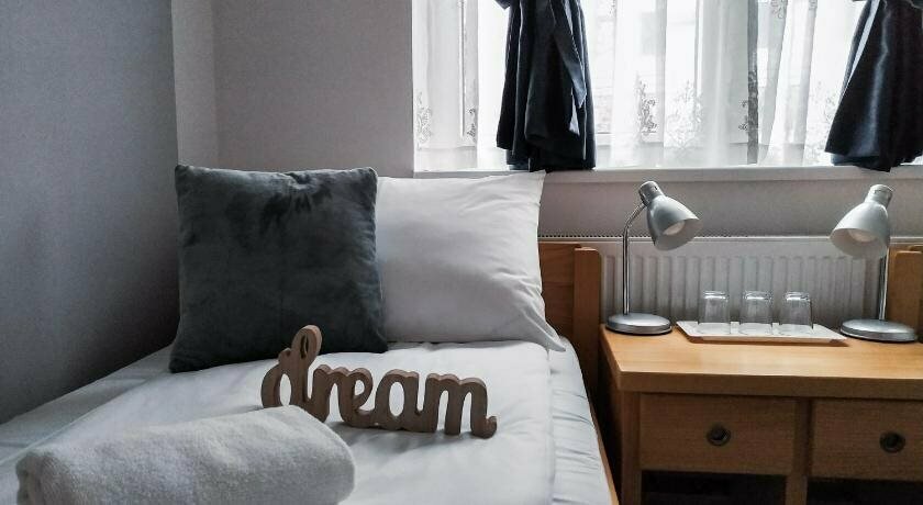 Bloom Inn Hotel & Hostel