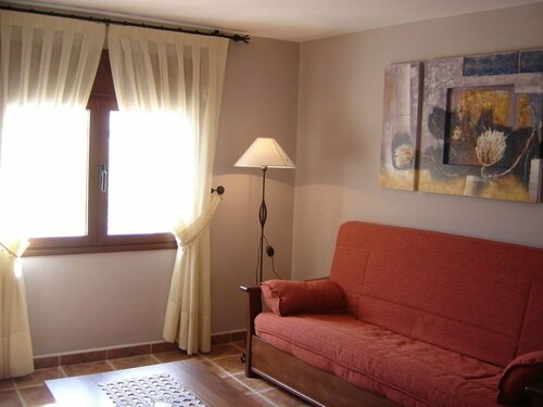 Hostal Casa Laure y Mª Jose, Забронировать Хостел  
