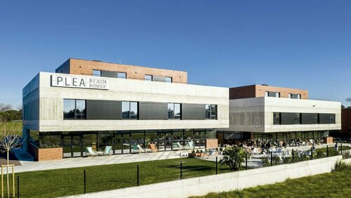 Plea Beach House, Varaa Hotelli Loredo 