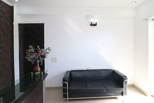 OYO 6575 Shivaay Residency, Забронировать Отель Гургаон 