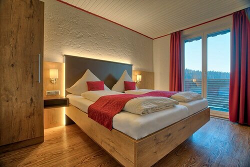 B&B am Steinbachtal - Natur und Wandern, Забронировать Отель «постель и завтрак» Отели Grosser Arber с бассейном, Бассейн