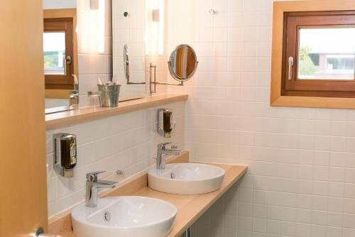Hotel Kongressissimo, Забронировать Отель Отели Фильсбибург с парковкой, Парковка