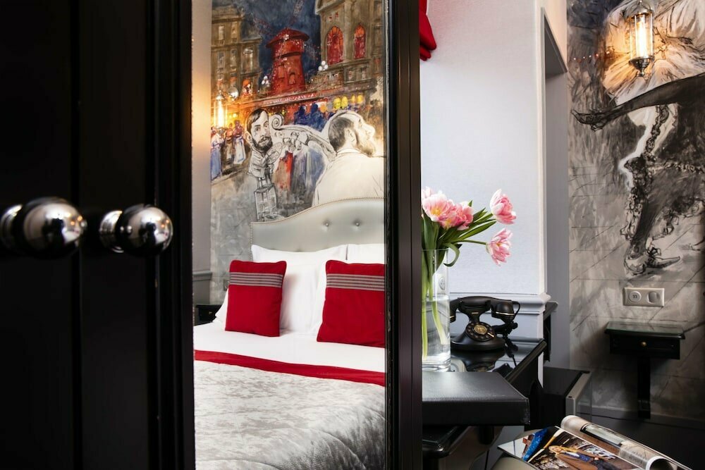 Tour Maubourg