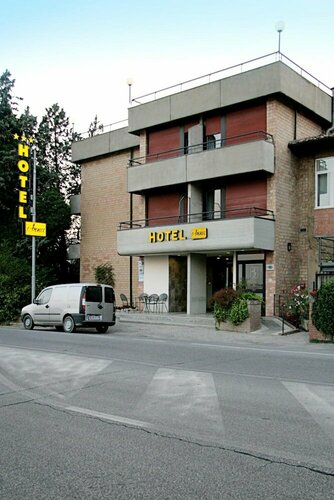Hotel Anna Siena Nord, Забронировать Отель Отели Сиены 3 звезды, 3*