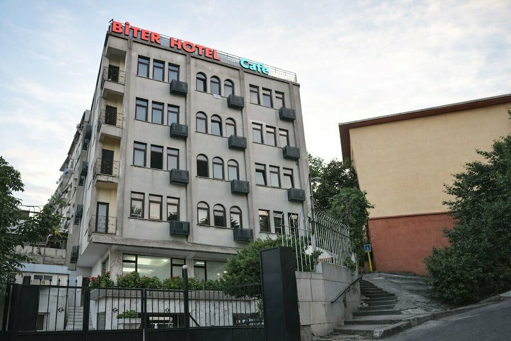 Biter Hotel