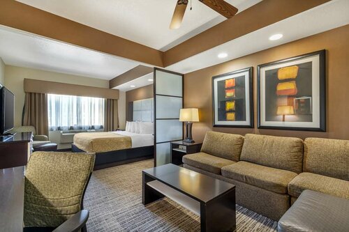 Best Western Plus Lackland Hotel & Suites, Rezervovat Hotel Bexar County hotely s bazénem, Bazén