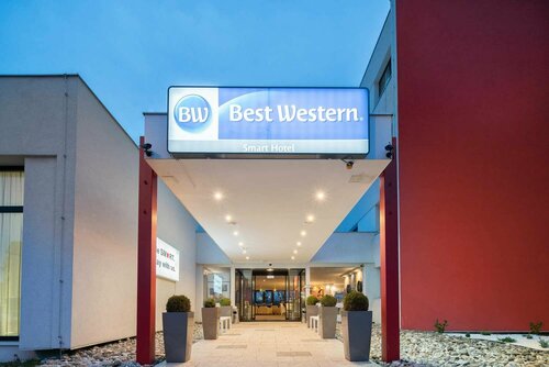 SLEEEP Hotel Vösendorf, Забронировать Отель Отели Vienna surrounding с бассейном, Бассейн