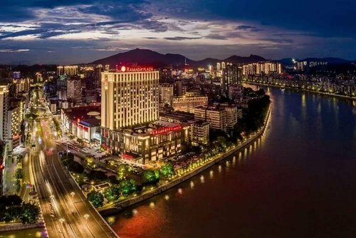 Ramada Plaza Shaoguan City Centre, Забронировать Отель СПА-отели Шаогуань, SPA-услуги