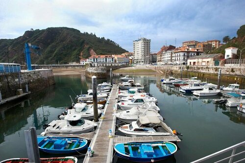 Hotel El Carmen, Rezervați Hotel Hoteluri în Asturias cu mese, Demipensiune / Pensiune completă