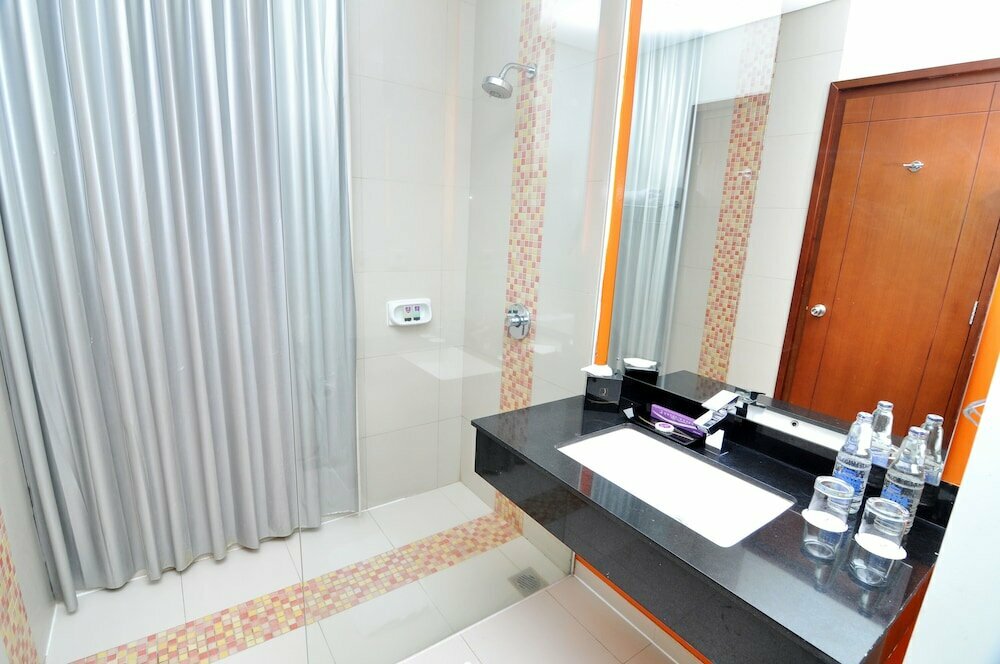 Quest Hotel Semarang