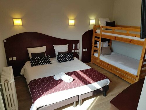 Hotel les Commercants, Забронировать Отель Клермон-Ферран Пюи-де-Дом