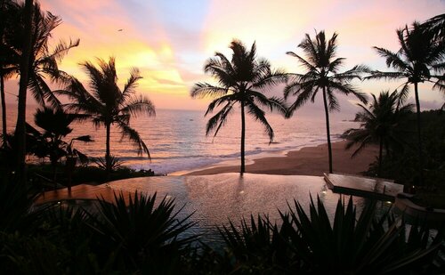 Niraamaya Surya Samudra, Забронировать Курортный отель Отели Ковалам 5 звезд, 5*