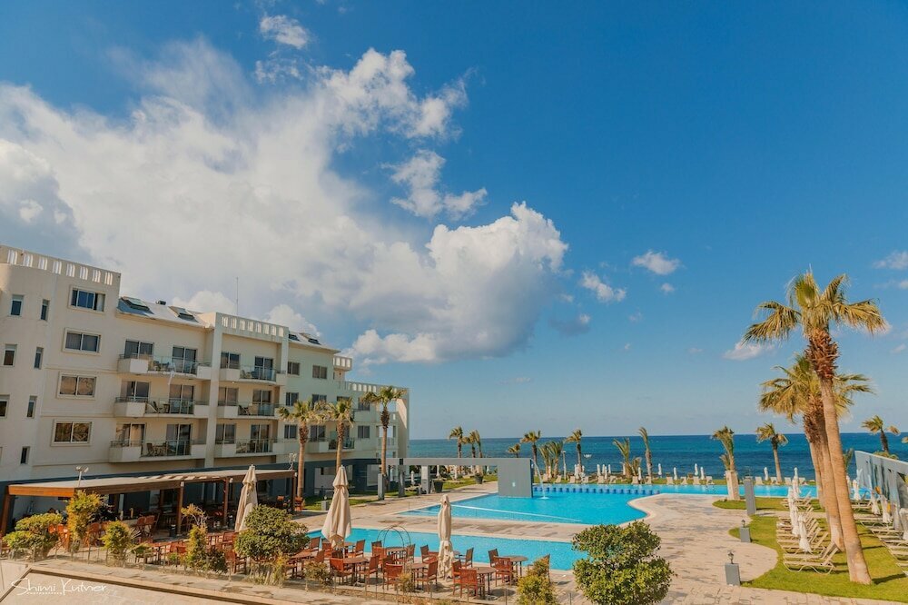Blue Lagoon Kosher Hotel