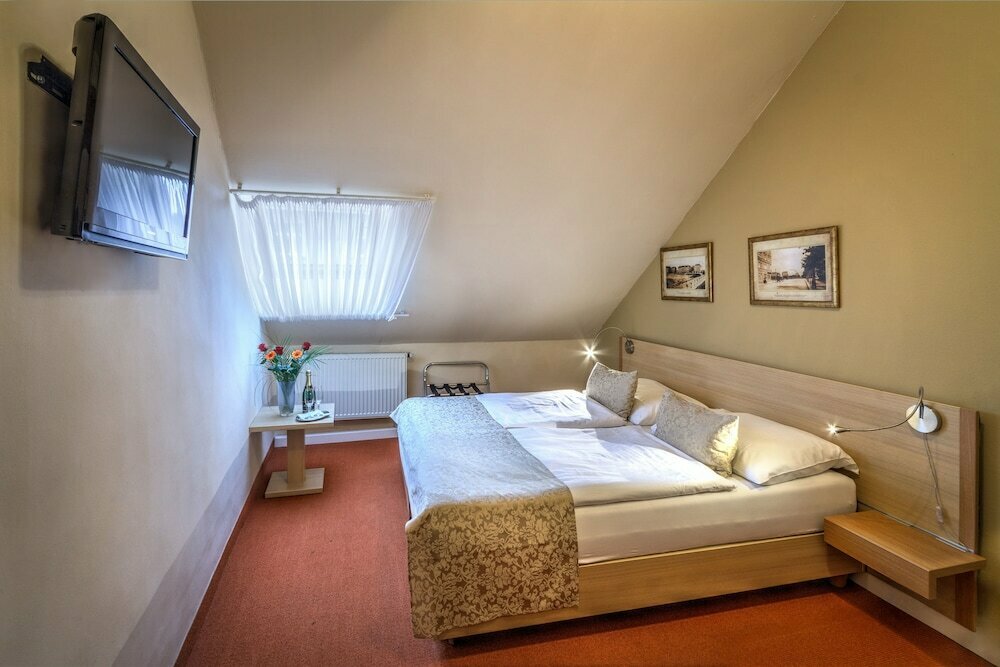 Hotel Taurus
