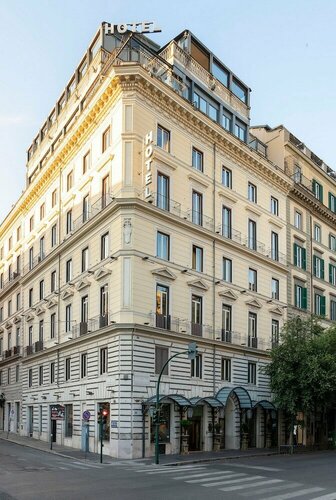 Romanico Palace Luxury Hotel & SPA, Забронировать Курортный отель Курортные отели Рима, рядом с Площадь Пьяцца Барберини, Курортный отель