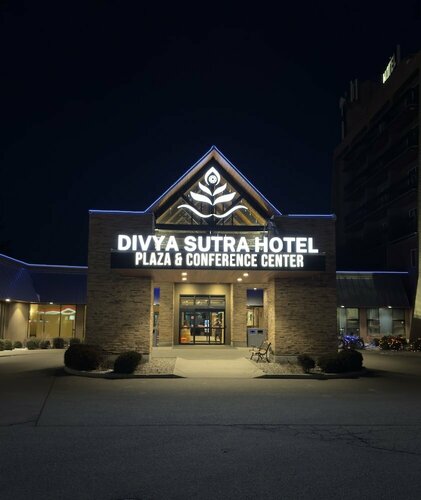 Divya Sutra Plaza and Conference Centre, Vernon, BC, Réserver Appart'hôtel Vernon Silver Star