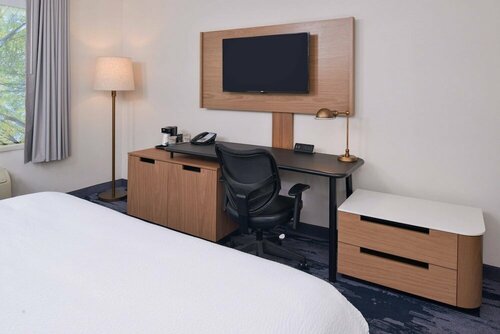 Fairfield Inn & Suites by Marriott Pittsburgh New Stanton, Book Hotel New Stanton Pennsylvania