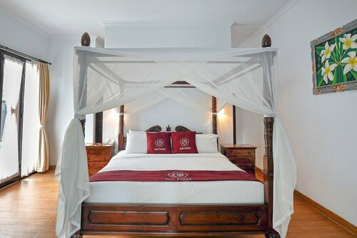 Puri Saron Hotel Seminyak, Boek Hotel SPA-hotels in Bali, SPA