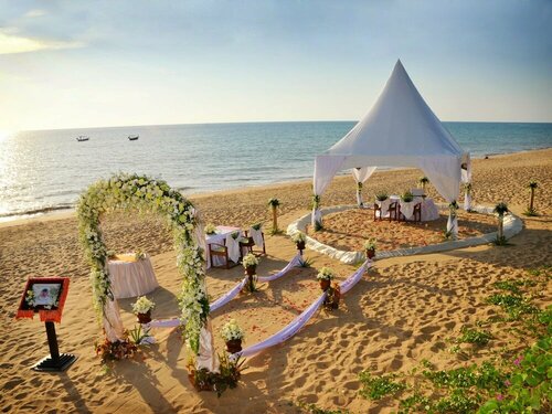 Mukdara Beach Villa & Spa Resort, Забронировать Курортный отель Такуа Па провинция Пхангнга