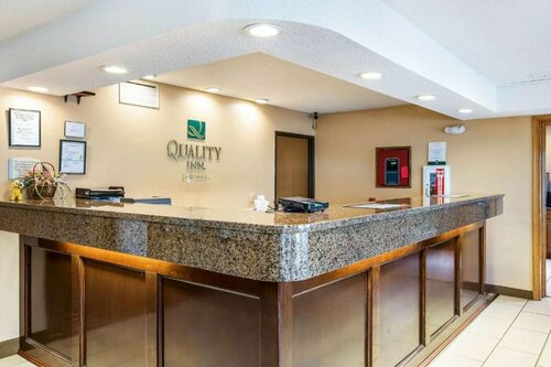 Quality Inn - Storm Lake, Забронировать Отель Сторм-Лейк Айова