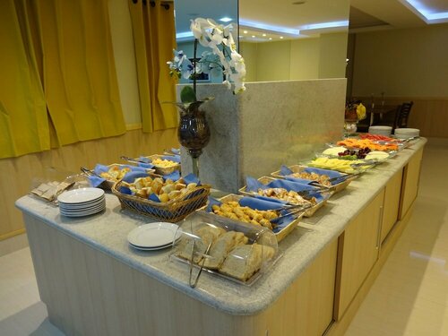 Elegance Praia Hotel, Забронировать Отель Отели в центре Laranjeiras, в центре, Завтраки
