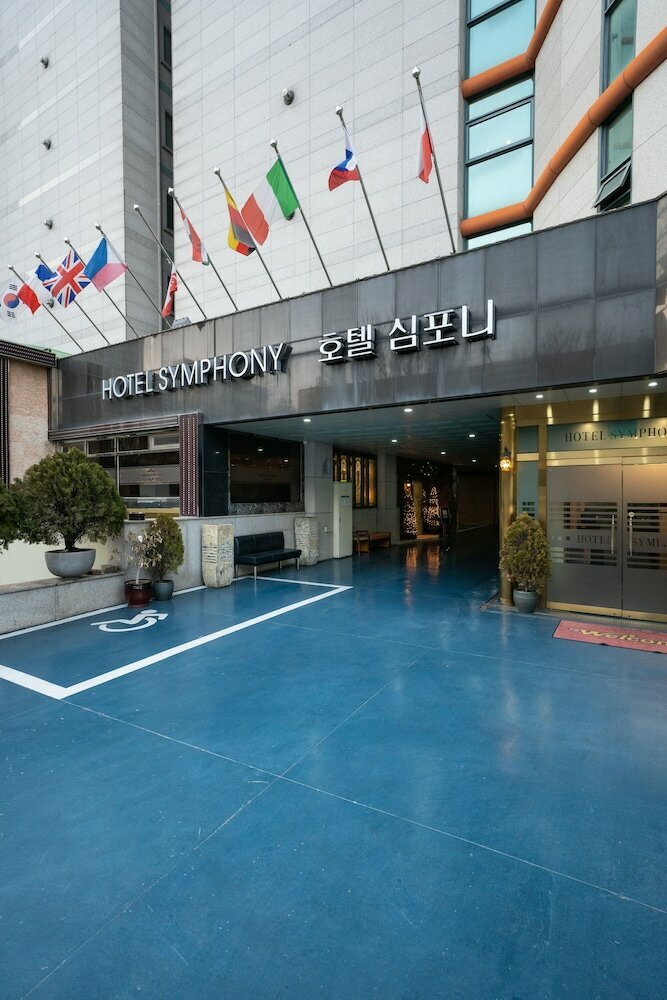 Hotel Symphony