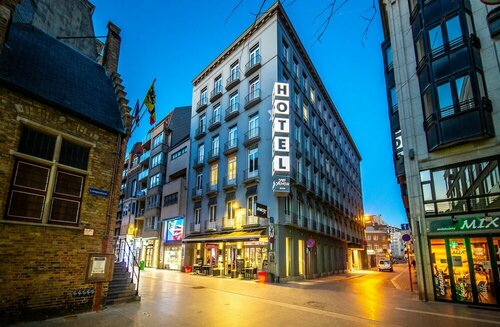 Hotel Saint Sauveur by WP Hotels, Забронировать Отель Отели Бланкенберге с бассейном, Бассейн