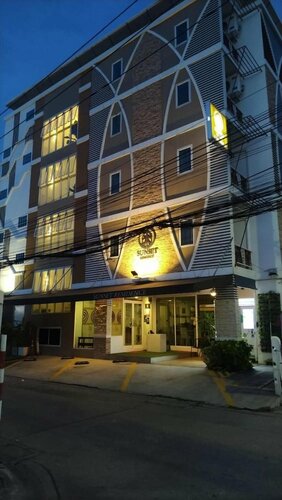 Sunset Residence Pinklao, Забронировать Отель Банг Флат Бангкок, рядом с Пирс Пхра Артхит