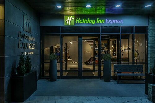 Holiday Inn Express Hotel Dublin Airport by IHG, Prenota Hotel North Dublin Leinster