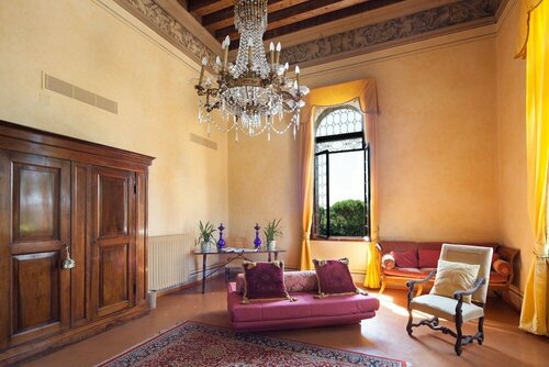 Castello di Roncade, Забронировать Отель «постель и завтрак» Отели Ронкаде с бассейном, Бассейн