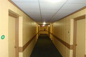 Economy Inn, Book Inn Green Bay Wisconsin
